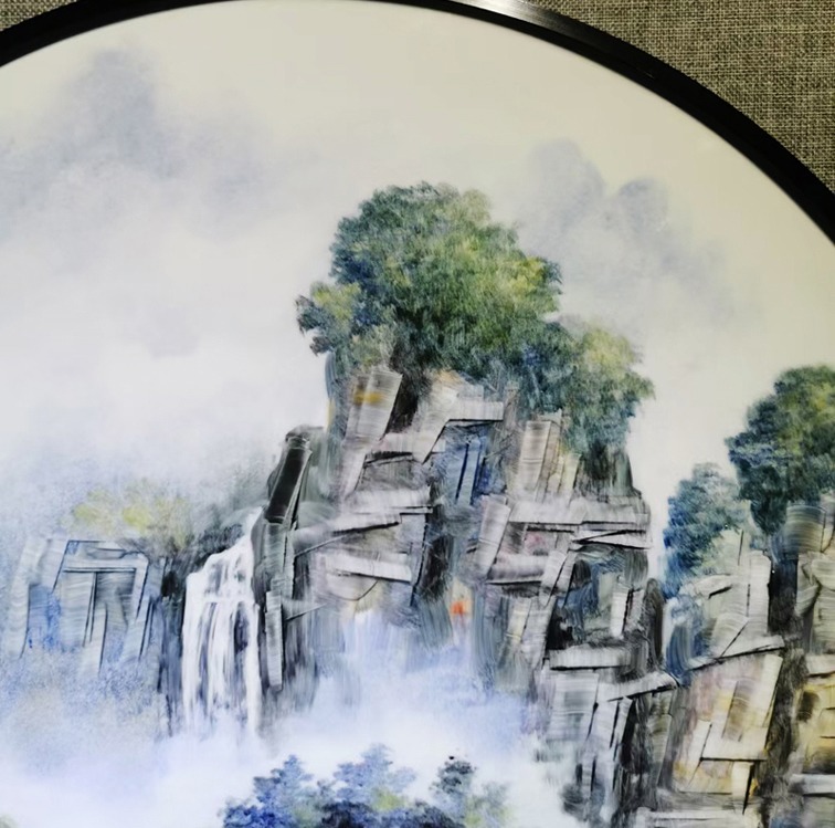 占年福手绘圆形装饰瓷板画（富水长流）