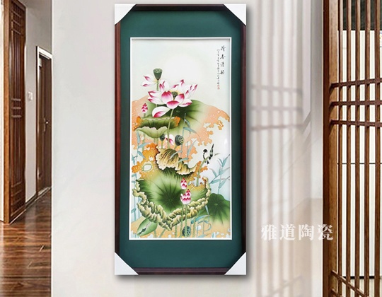 名家手绘荷花瓷板画（荷塘清韵）