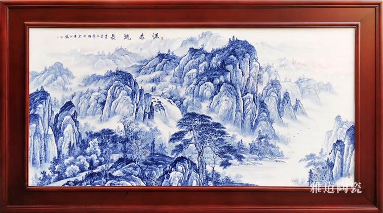 名家手绘青花山水瓷板画（源远流长）(图2)
