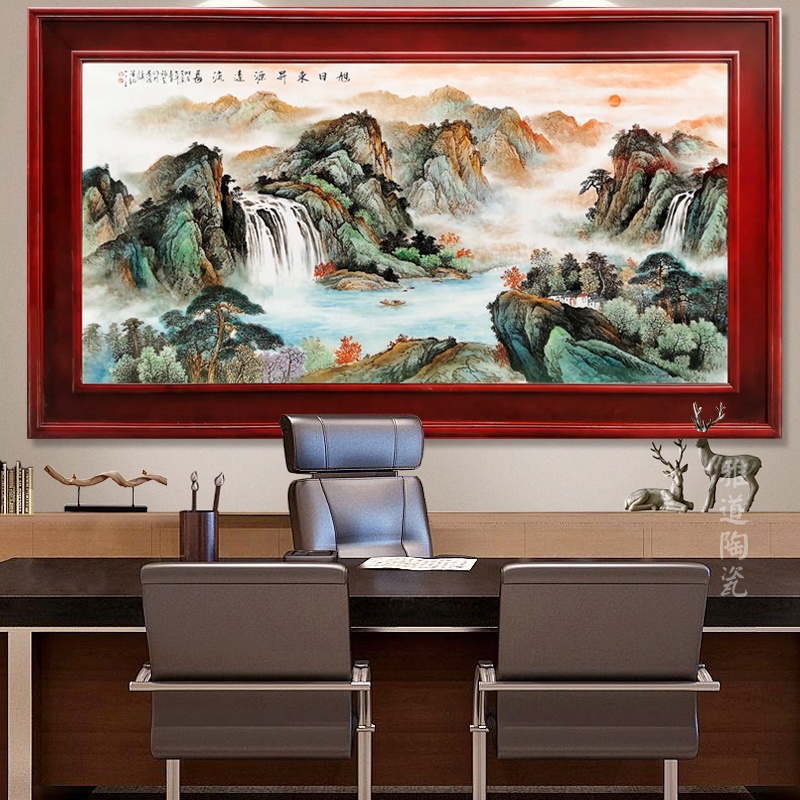山水人物瓷板画挂在客厅好么(图1)