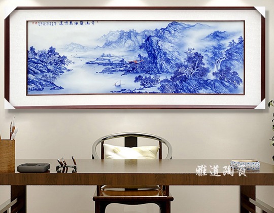 周惠胜手绘青花山水客厅装饰瓷板画